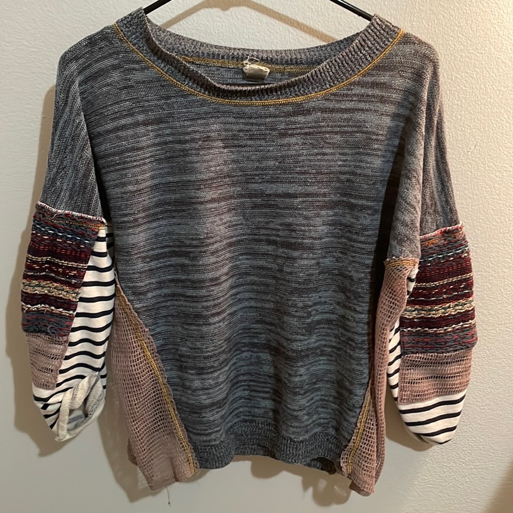 BKE Sweater